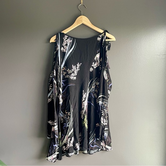 Free People Women Black Floral Printed Cold Shoulder Tunic Dress Size XS - Picture 3 of 7